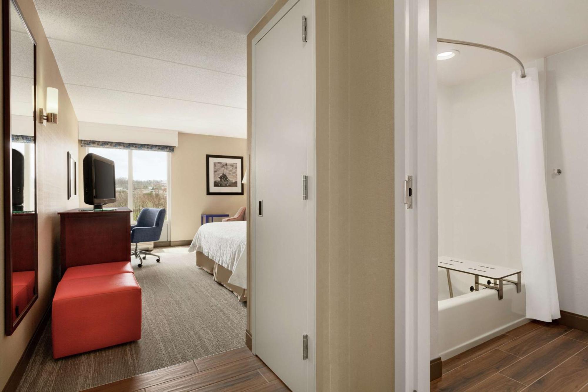 Hampton Inn Dulles/Cascades Стерлинг Экстерьер фото