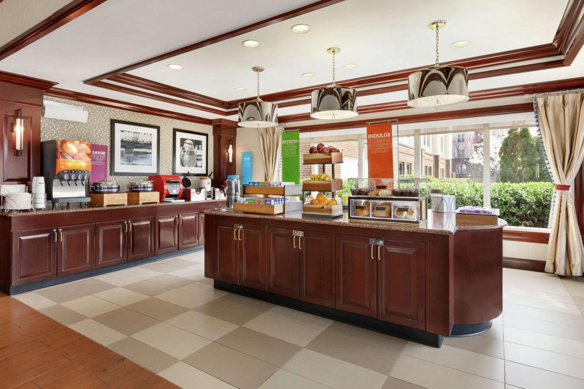 Hampton Inn Dulles/Cascades Стерлинг Экстерьер фото