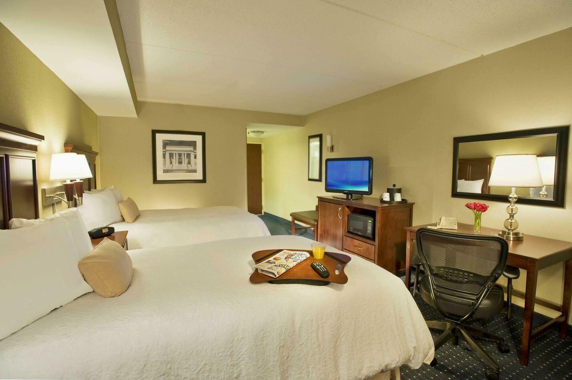 Hampton Inn Dulles/Cascades Стерлинг Экстерьер фото